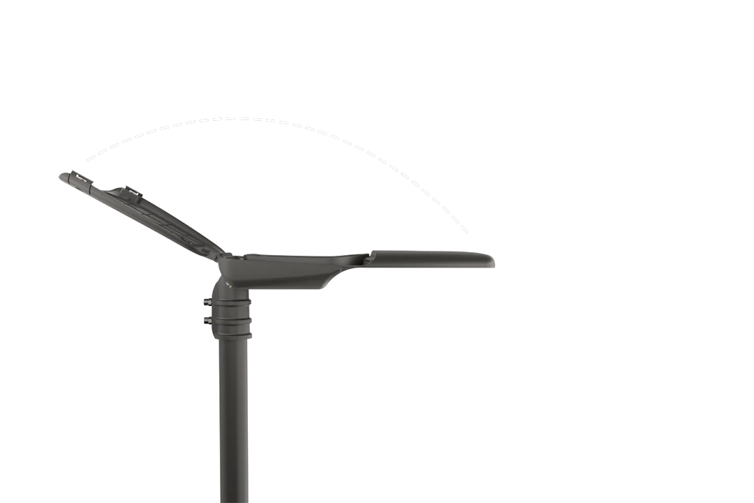 Toolless maintenance die cast LED street light with quick release latch